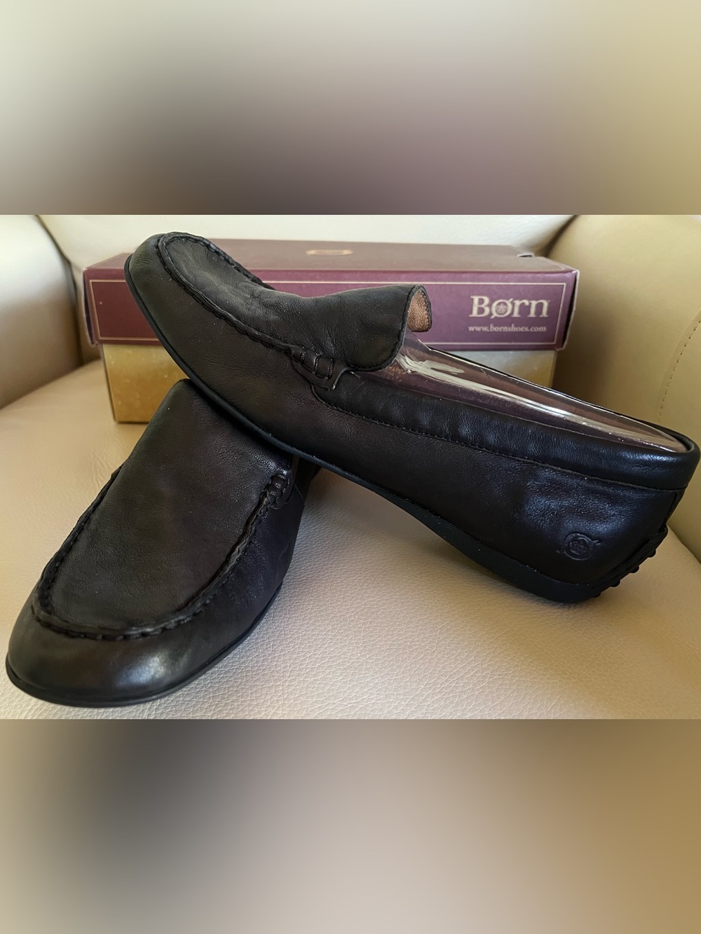 Born Current W3238 Black Leather Loafers Driving Moccasins Women's Size 10 NWB